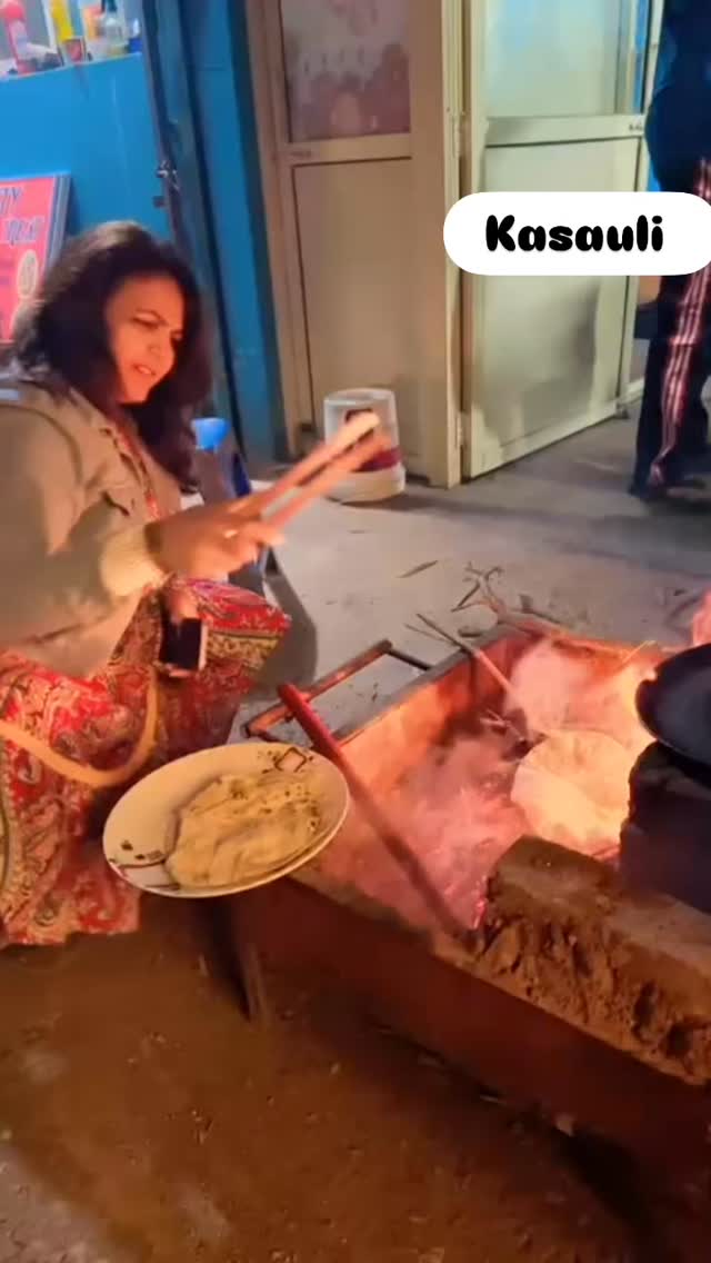 Jab dil sukun dhoonde to kasuli bhi sunder jagah hai #holidays #fun #sunset